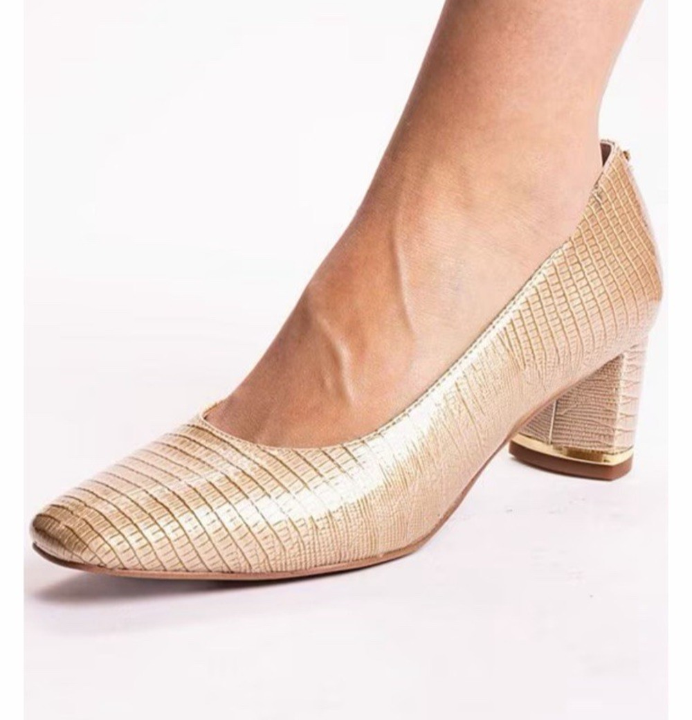 J Renee Olivienne Pearl Beige Lizard Print 7.5 M Shoes 2" block heel cocktail
